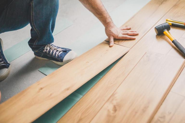 Rénovation des sols à Bruz, techniques et solutions durables